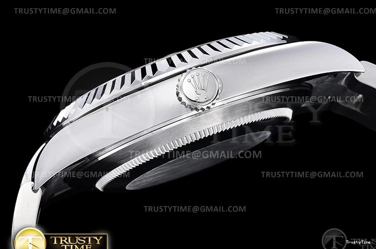 1026 Unisex R2DJ0253H – DJ2 41mm 649